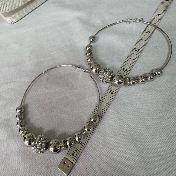 Big funky silvertone hoop earrings with beads - Picture 3 of 4